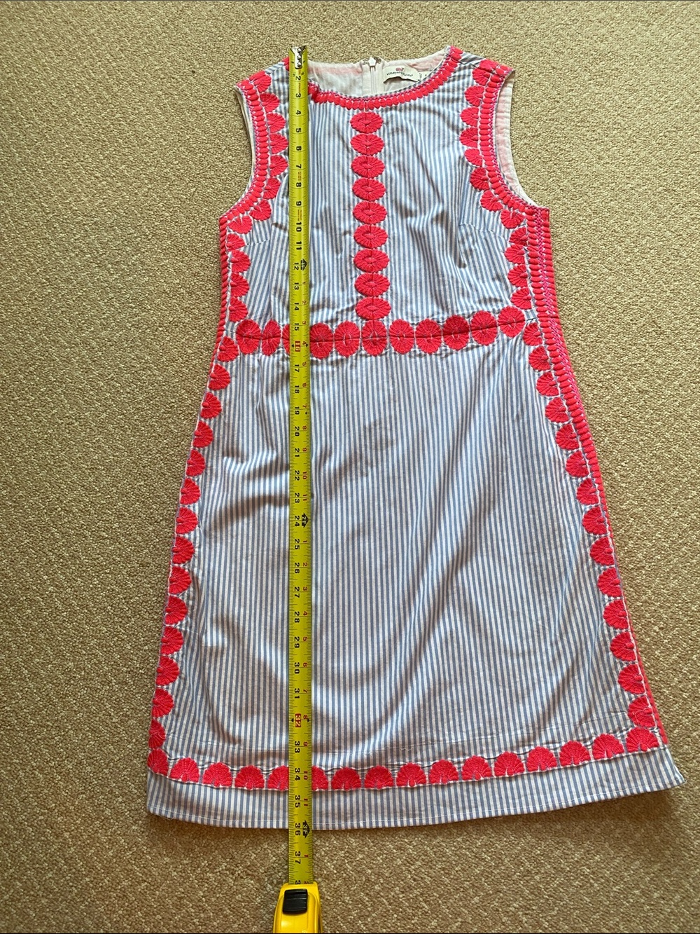 Vineyard Vines dress - Picture 8 of 9